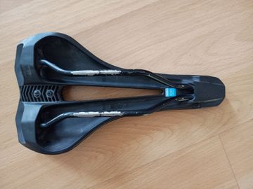 Pro Griffon Performance Saddle bike d'occasion — image 4 sur 5
