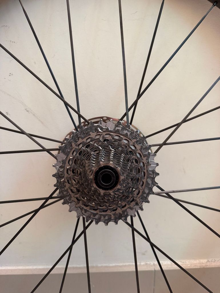 Cadex 42 Wheels 2023 bike d'occasion — image 3 sur 6