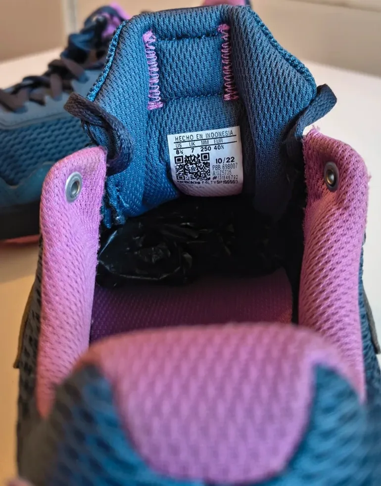 Used Adidas Trail Running Shoes Size 40 bike — image 4 of 4