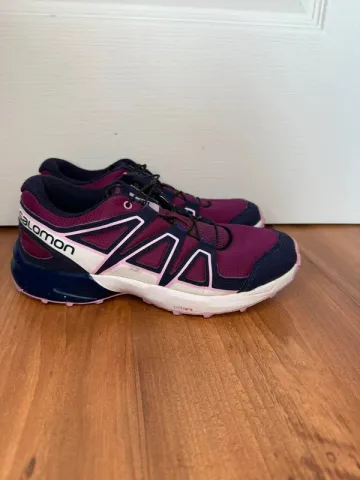 Used Salomon Trail Running Shoes bike — image 1 of 8