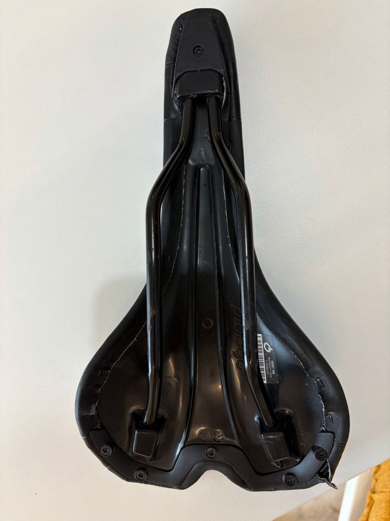 Used Prologo Scratch Saddle bike — image 3 of 3