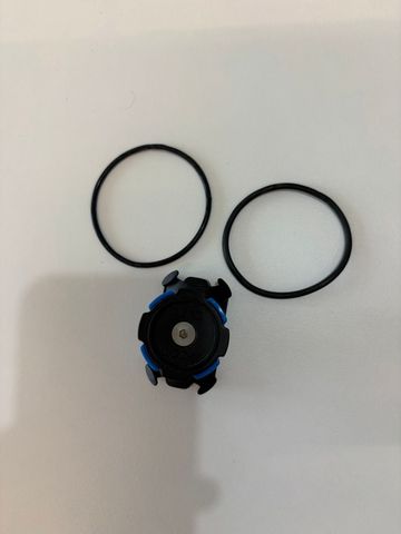 Used quad lok Quad Lock Mount bike — image 1 of 4