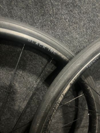 Used Black Inc twenty 2022 bike — image 8 of 9