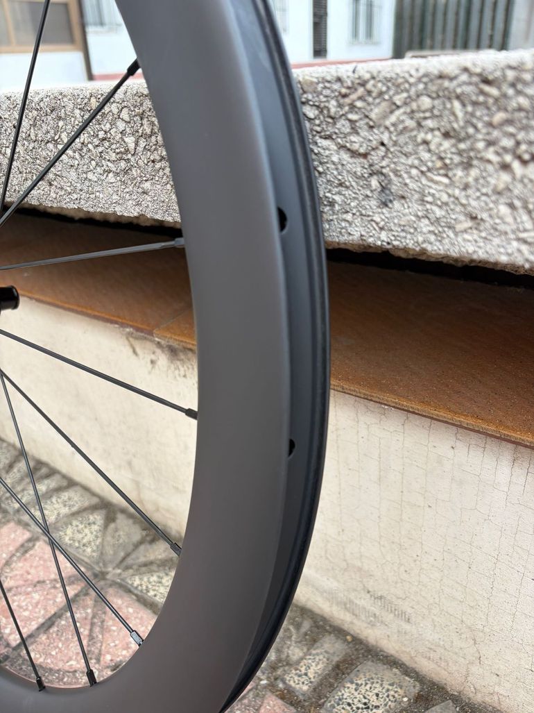 CSC Ruedas Carbono bike d'occasion — image 2 sur 4