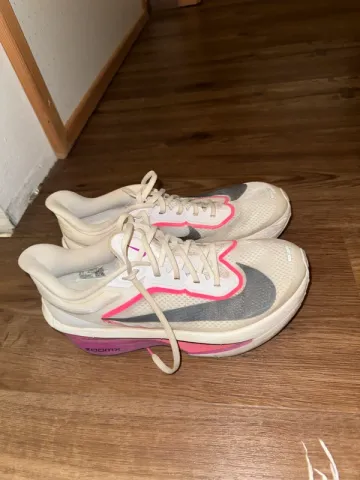 Used Ideal Air Zoom Alphafly Next% 3 bike — image 3 of 5