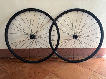 Used Syncros RP2.0 Disc bike — image 1 of 8