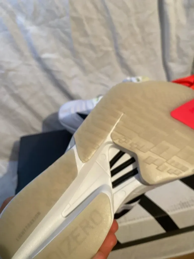 Used Adidas adizero adios pro 4 bike — image 4 of 8
