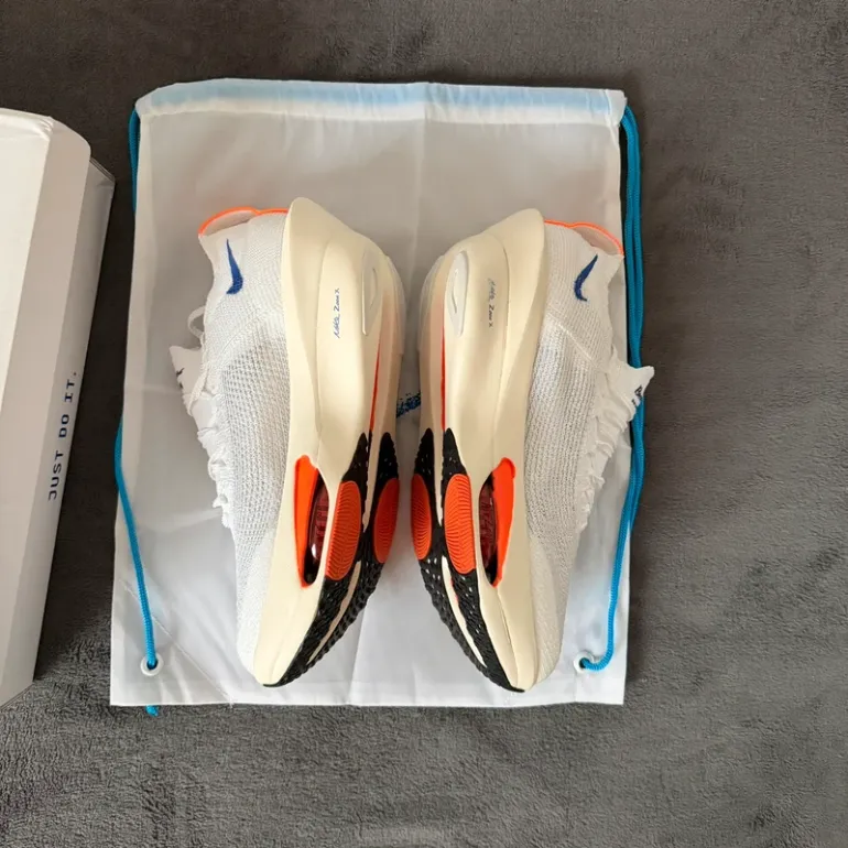 Used Nike Air Zoom Alphafly Next %3 bike — image 5 of 9