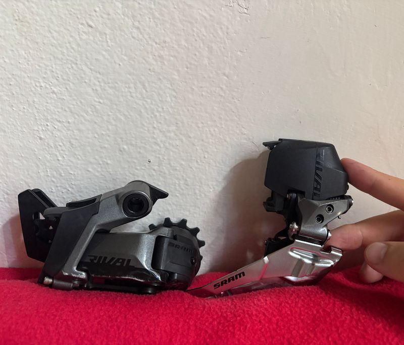 Used Sram Rival AXS E-tap Derailleurs Drivetrain & Pedals