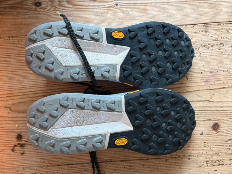 Used Nike ZoomX Zegama Trail 2 bike — image 3 of 4