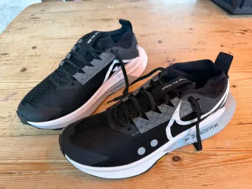 Used Nike ZoomX Zegama Trail 2 bike — image 1 of 4