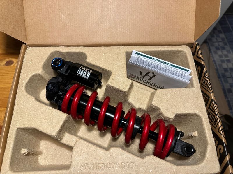 Used RockShox Vivid Coil Ultimate DH RC2 D1 225x75 2027 Trunnion. 500lbs Coil. Rear Suspension