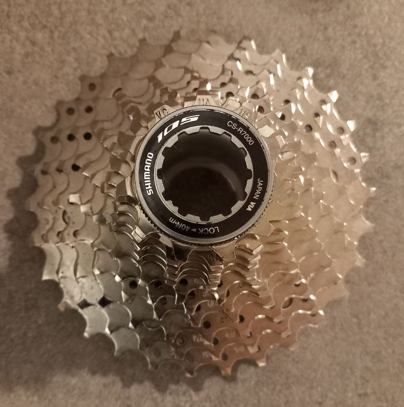 Shimano 105 CS-R7000 11-30 11-speed Cassette 2025 Drivetrain & Pedals d'occasion