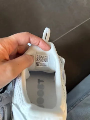 Used Adidas Ultraboost DNA bike — image 9 of 10
