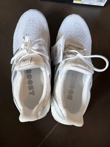 Used Adidas Ultraboost DNA bike — image 8 of 10