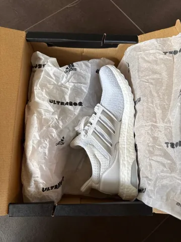 Used Adidas Ultraboost DNA bike — image 7 of 10