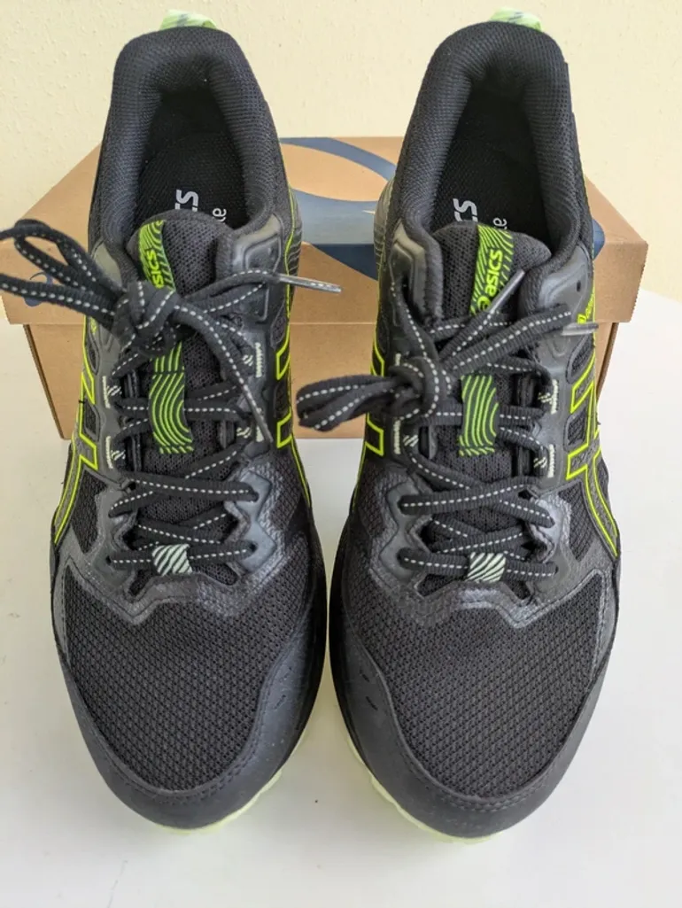 Used Asics Gel-Sonoma 7 GTX bike — image 4 of 11