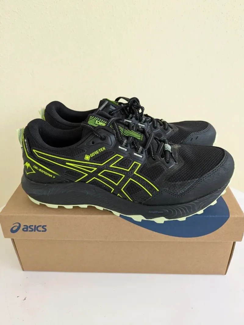 Used Asics Gel-Sonoma 7 GTX Running Shoes