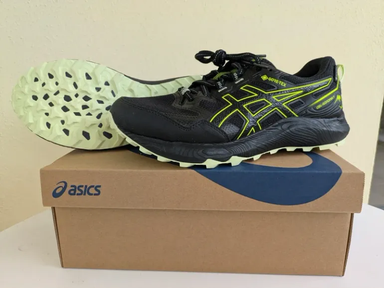 Used Asics Gel-Sonoma 7 GTX bike — image 2 of 11