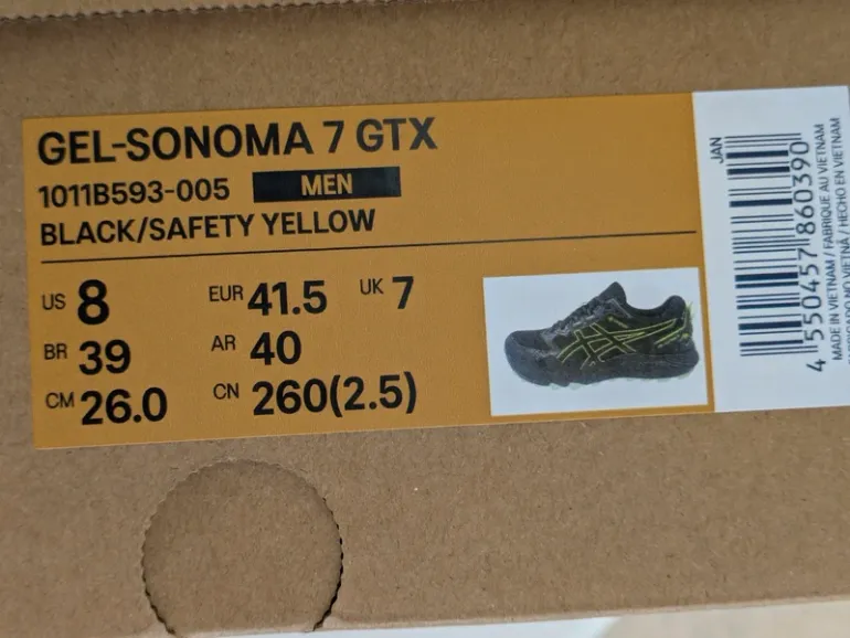 Used Asics Gel-Sonoma 7 GTX bike — image 10 of 11