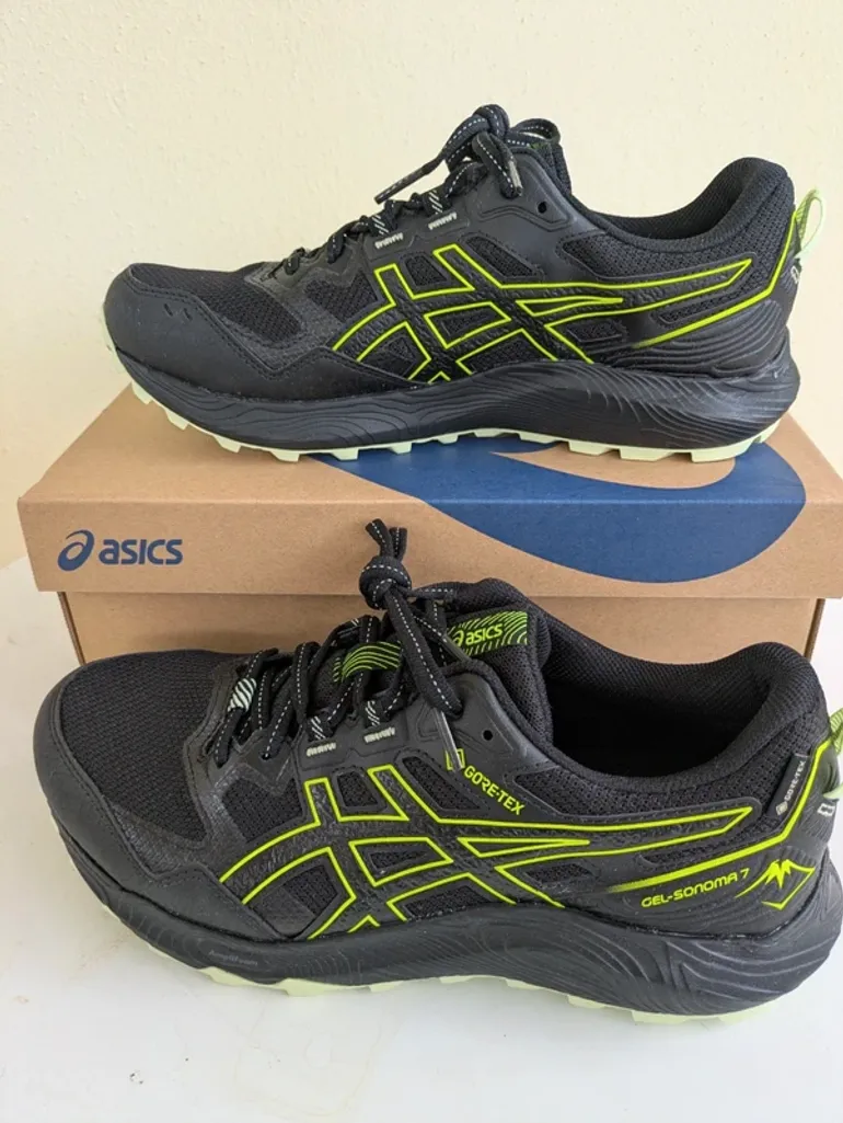 Used Asics Gel-Sonoma 7 GTX bike — image 3 of 11