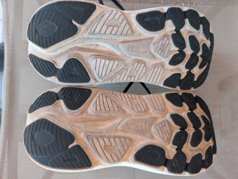 Used Hoka Clifton 10 bike — image 3 of 4
