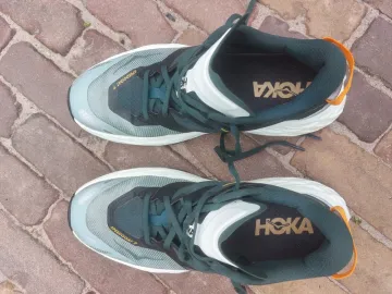 Used Hoka Speedgoat 7 bike — image 3 of 11