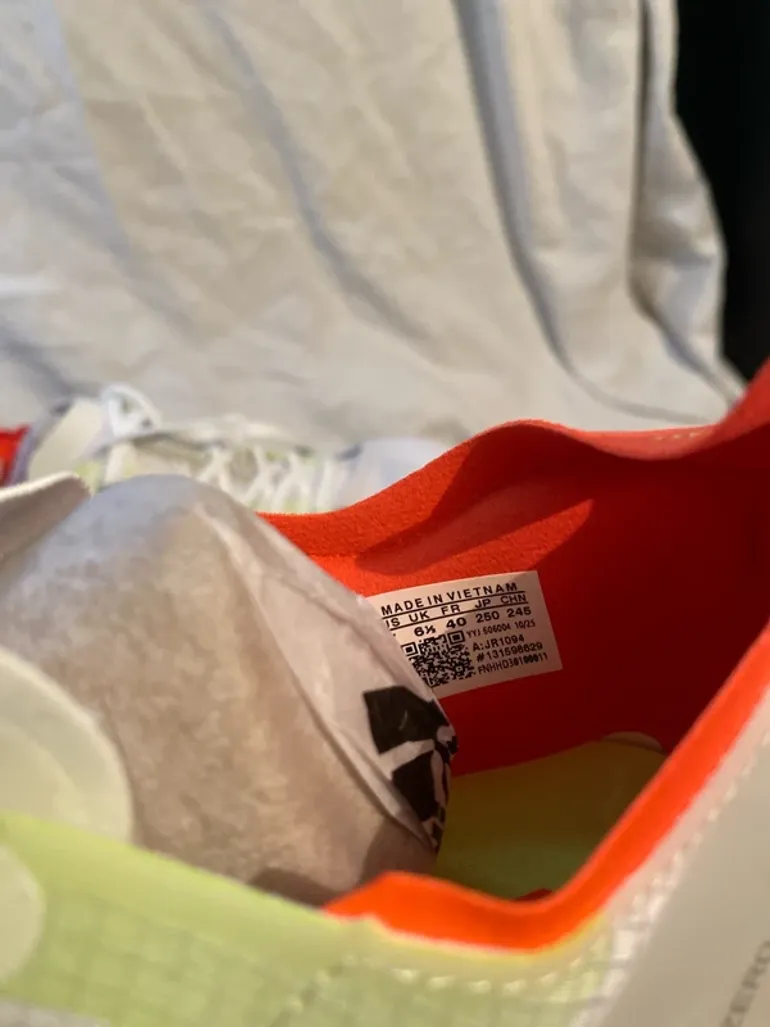 Used Adidas adizero adios pro 4 bike — image 4 of 8