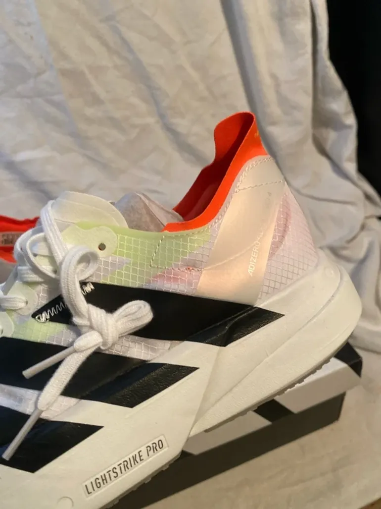 Used Adidas adizero adios pro 4 bike — image 3 of 8