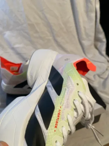 Used Adidas adizero adios pro 4 bike — image 5 of 8