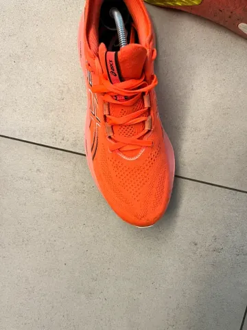 Used Asics Gel-Nimbus 26 bike — image 5 of 13