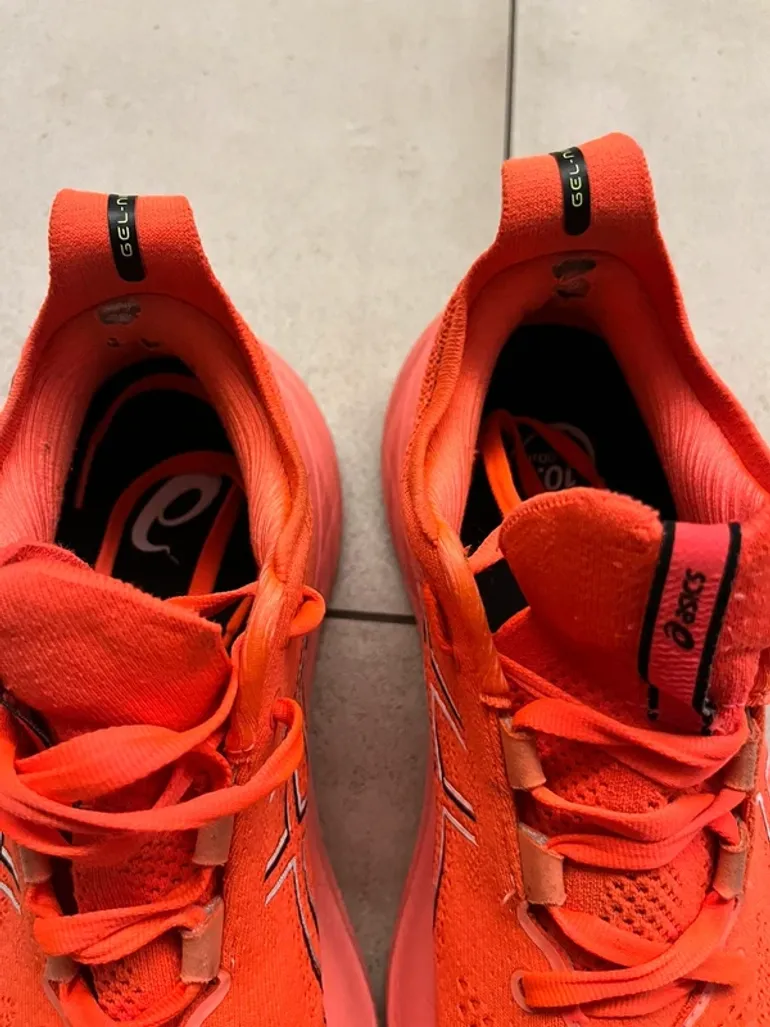 Used Asics Gel-Nimbus 26 bike — image 10 of 13