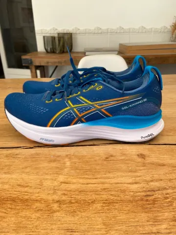 Used Asics Gel Kayano 32 bike — image 1 of 10