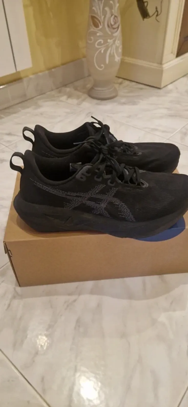 Used Asics Novablast 5 bike — image 4 of 14