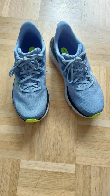 Used Saucony Kinvara 16 bike — image 1 of 6