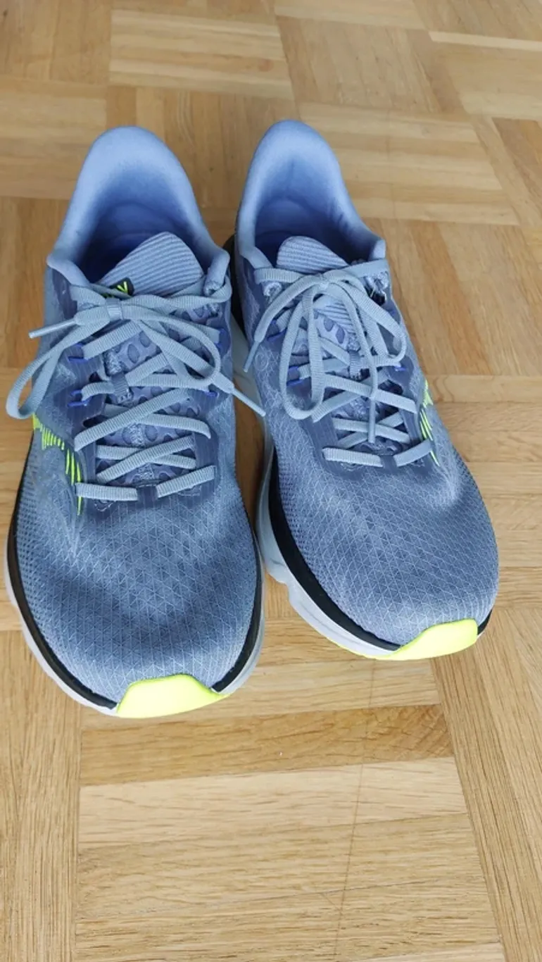 Used Saucony Kinvara 16 bike — image 3 of 6