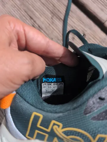 Used Hoka Speedgoat 7 bike — image 4 of 5