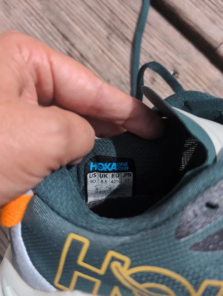 Used Hoka Speedgoat 7 bike — image 4 of 5