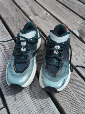 Used Hoka Speedgoat 7 bike — image 2 of 5