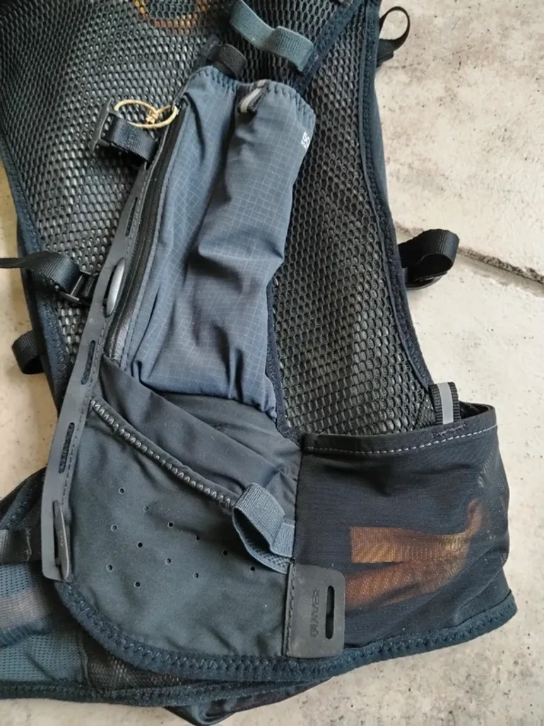 Used Decathlon Sac de trail 15L bike — image 7 of 14