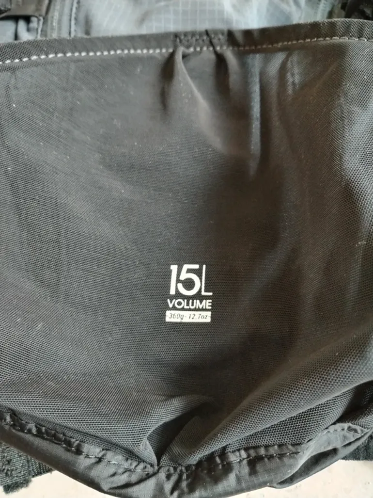 Used Decathlon Sac de trail 15L bike — image 3 of 14