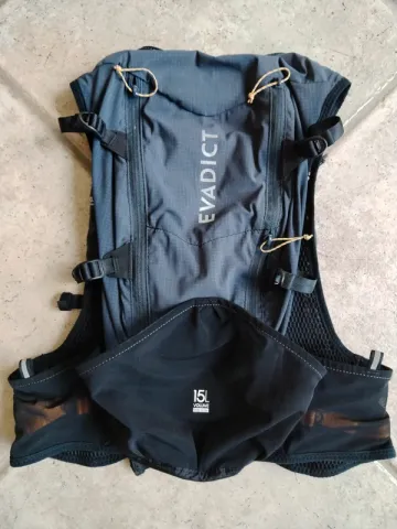 Used Decathlon Sac de trail 15L bike — image 2 of 14