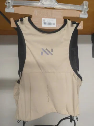 Used Salomon Modular Trail Vest bike — image 7 of 14
