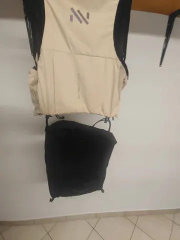 Used Salomon Modular Trail Vest bike — image 10 of 14