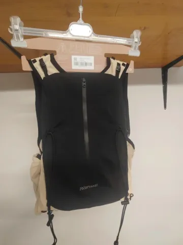 Used Salomon Modular Trail Vest bike — image 12 of 14