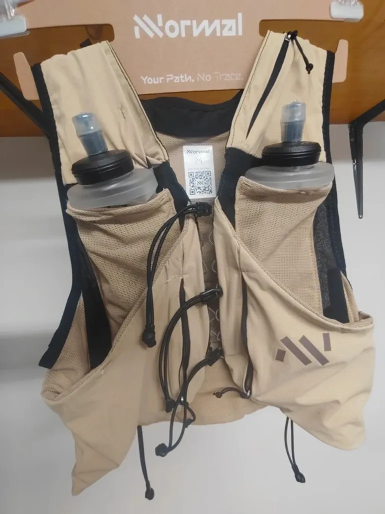 Used Salomon Modular Trail Vest bike — image 14 of 14