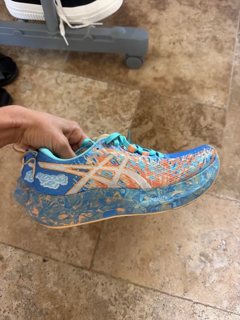 Gebrauchtes Asics Noosa Tri 16 Running Shoes
