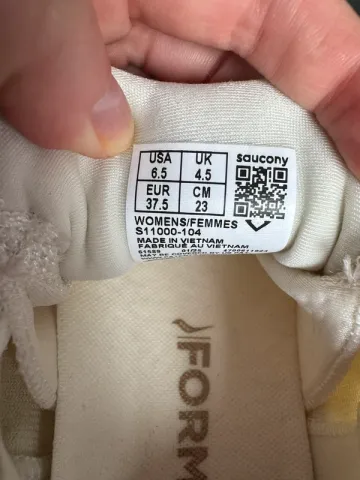 Used Saucony Ride 18 bike — image 9 of 12