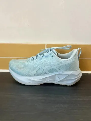 Used Asics Novablast 5 bike — image 9 of 13