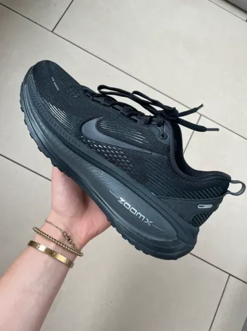 Použité Nike Vomero 18 bike — obrázek 1 z 5